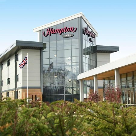 Hampton By Hilton Corby Hotel Bagian luar foto