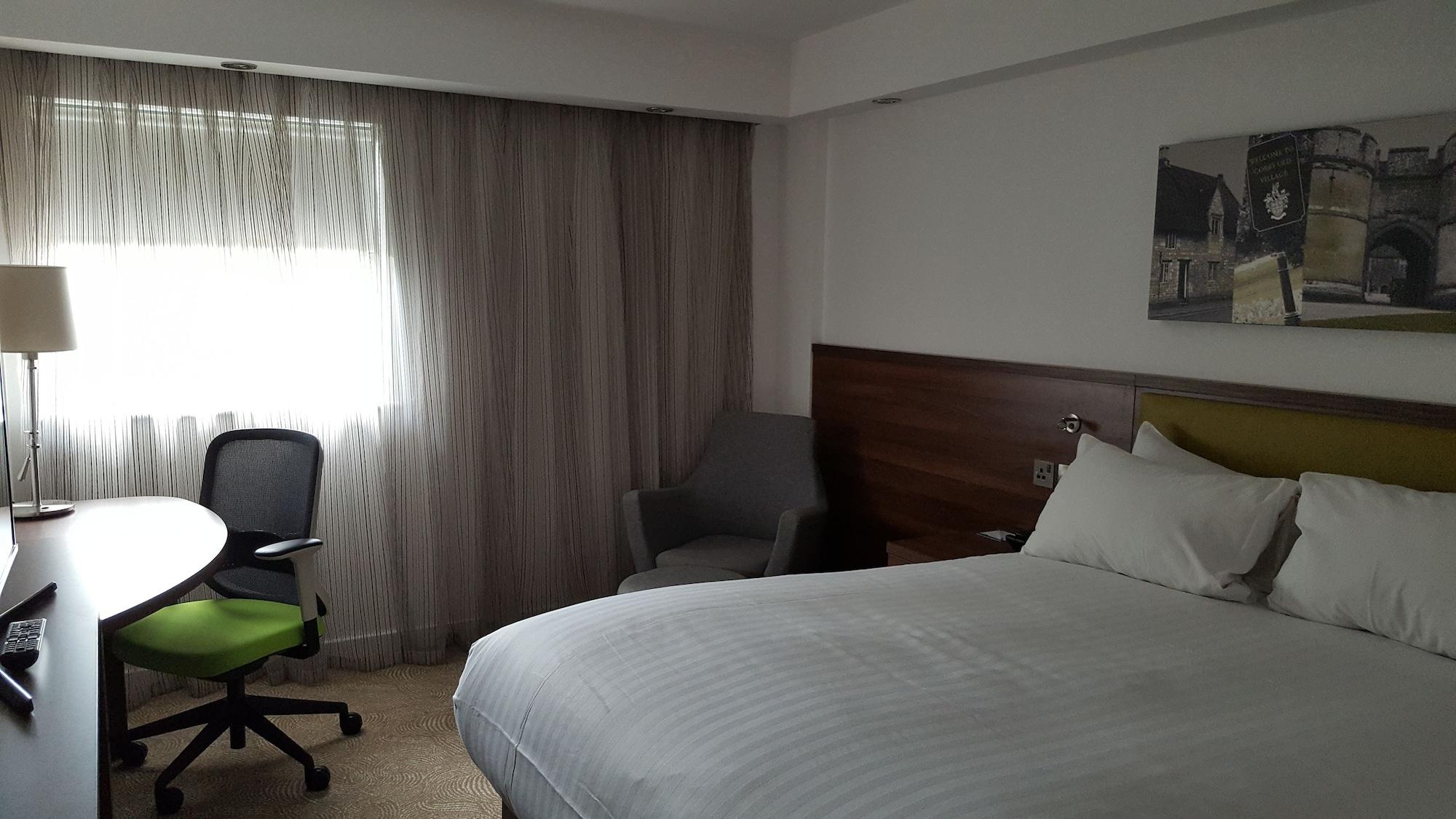 Hampton By Hilton Corby Hotel Bagian luar foto