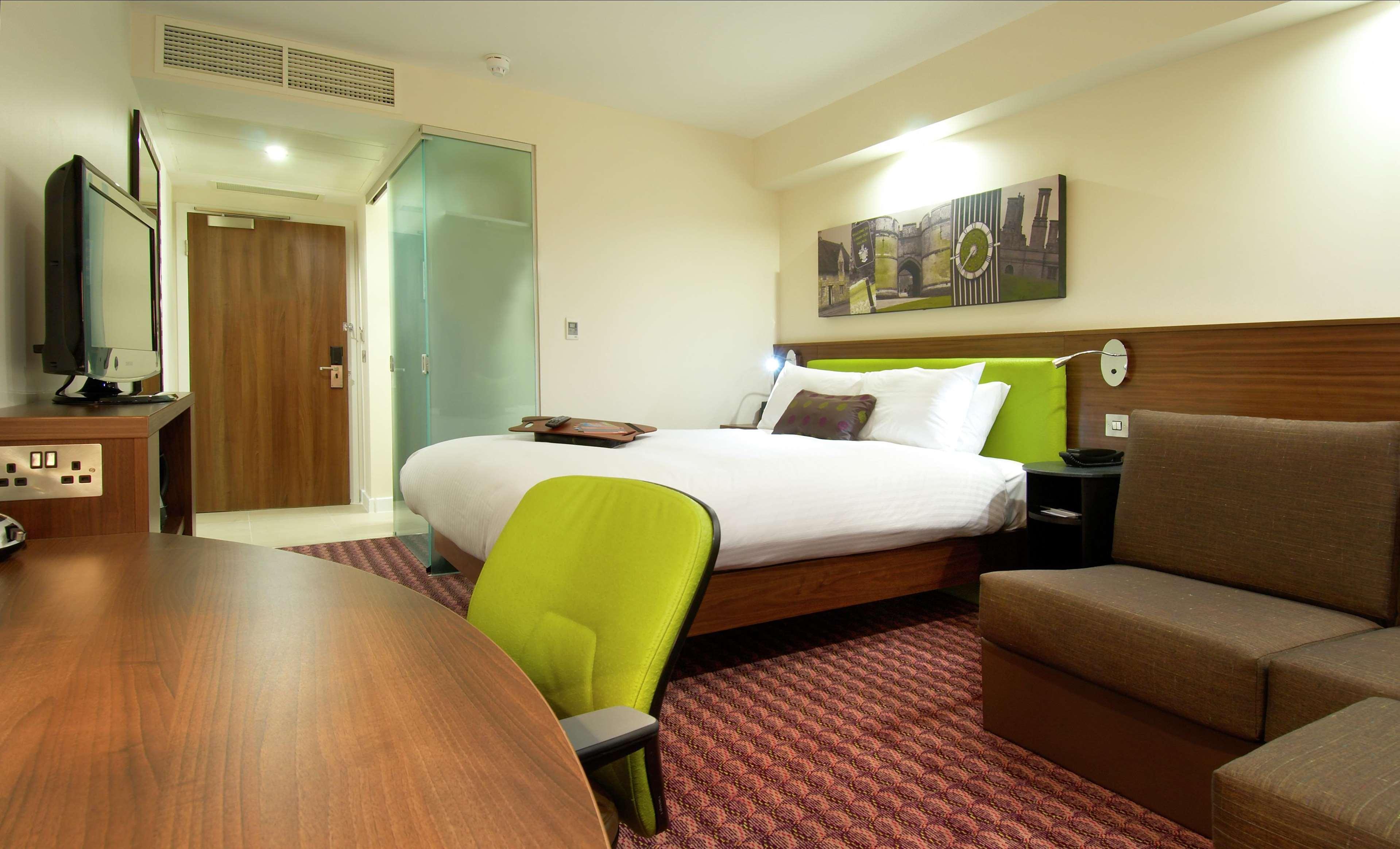 Hampton By Hilton Corby Hotel Ruang foto
