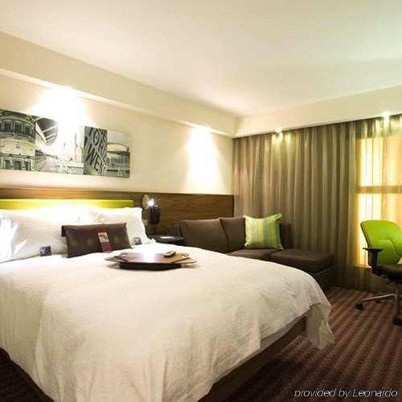 Hampton By Hilton Corby Hotel Ruang foto